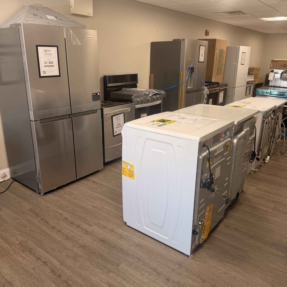 H&R Scratch And Dent Appliances showroom photo 5